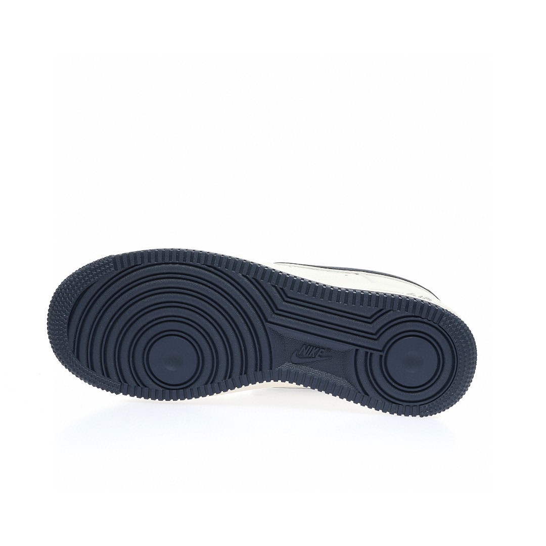 Nike Air Force 1 “皮革米白海軍藍3M反光疊鉤”