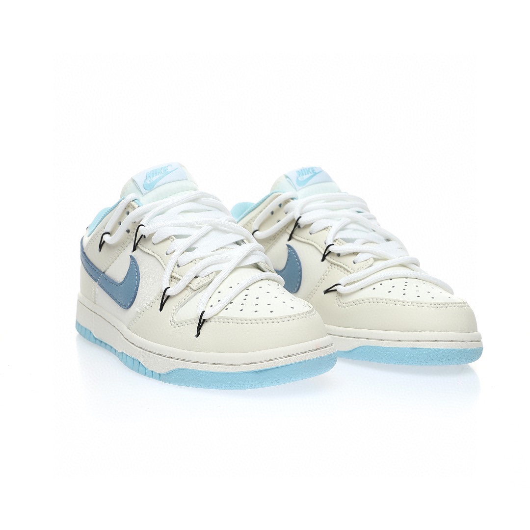 Dunk Low “皮革奶白淺藍綁繩”