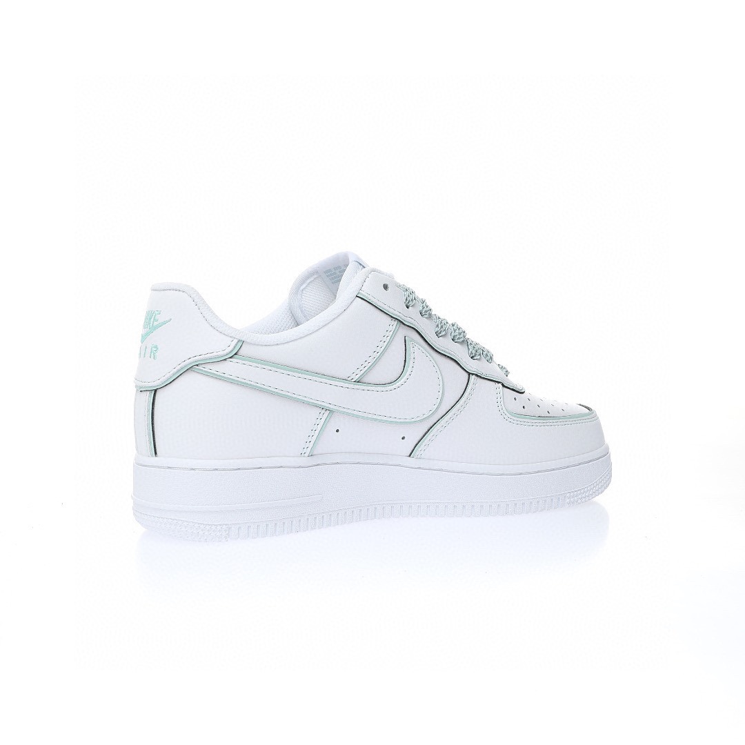Nike Air Force 1 “皮革白淺綠邊反光”