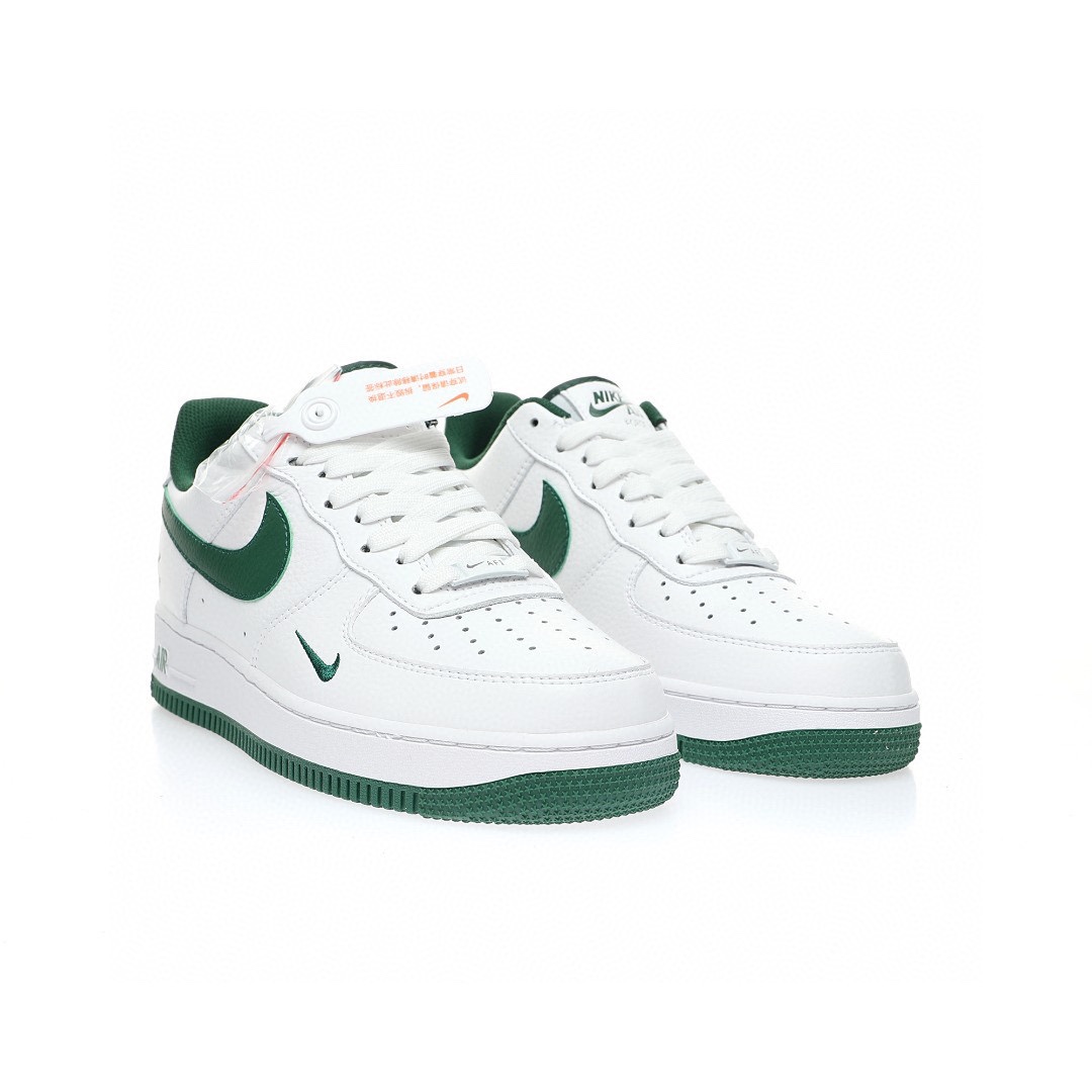 Nike Air Force 1 “40週年版白深綠小鉤”