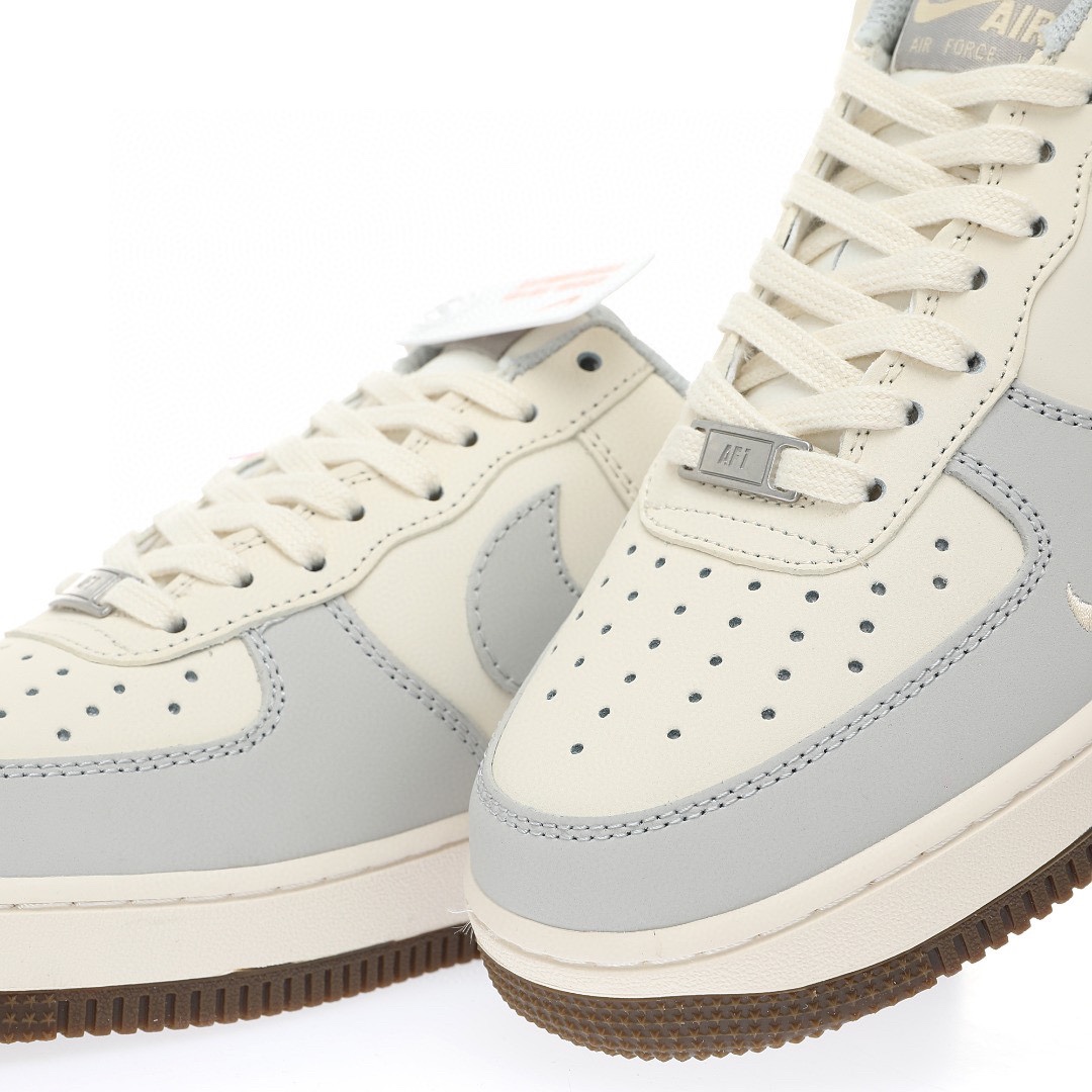 Nike Air Force 1 “拼接奶白淺灰金LV印花”