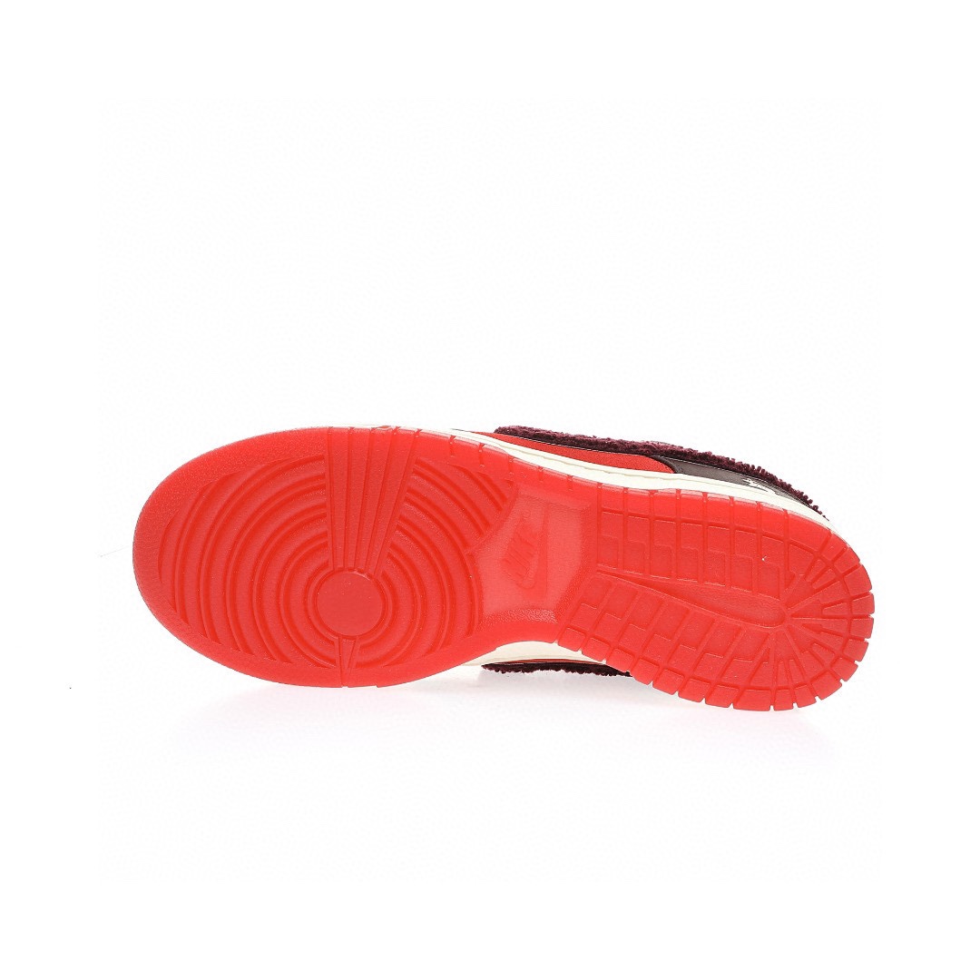 Dunk Low “橙棕成都川兔”