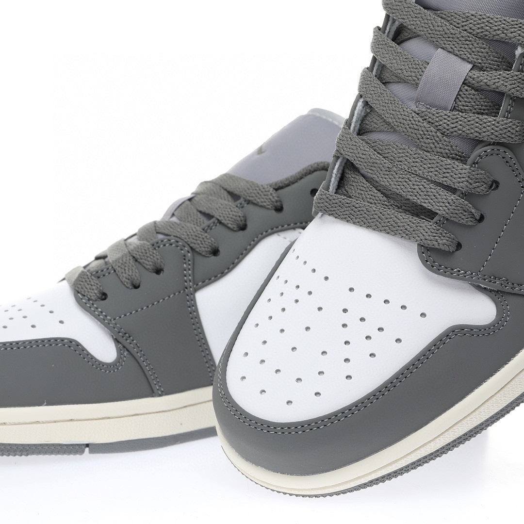 Nike Air Jordan 1 “古着深灰白”