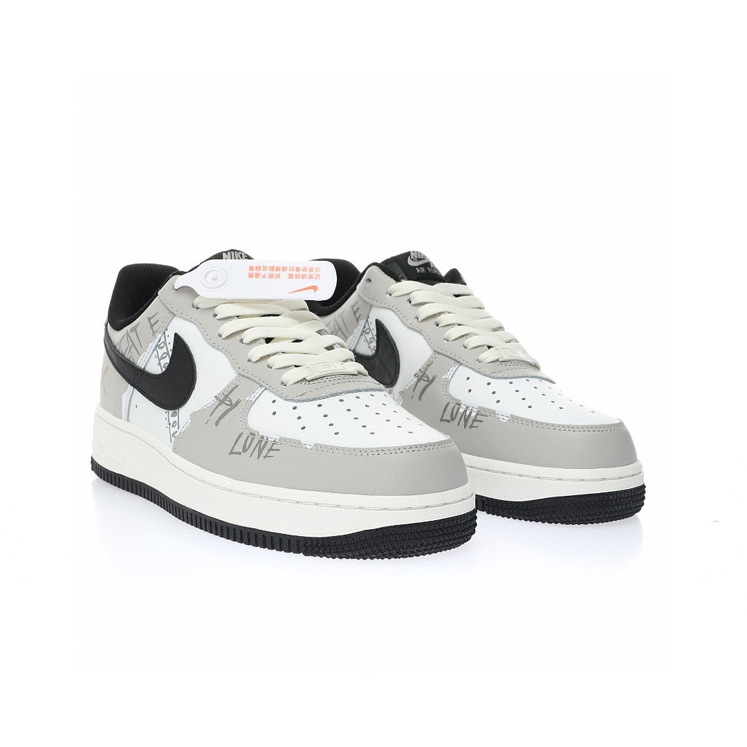 Nike Air Force 1 “淺灰白黑腰果花XX塗鴉”