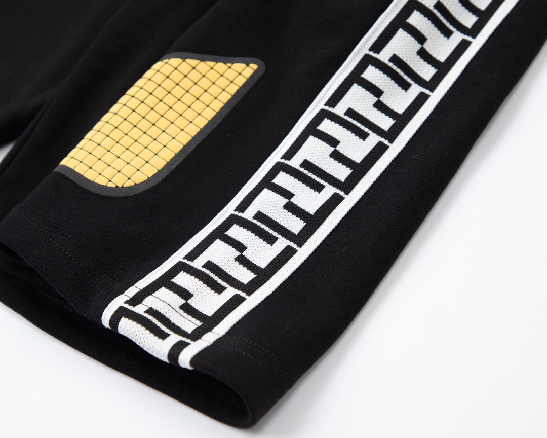 FEND23春夏新款 經典串標怪獸眼睛印花短褲