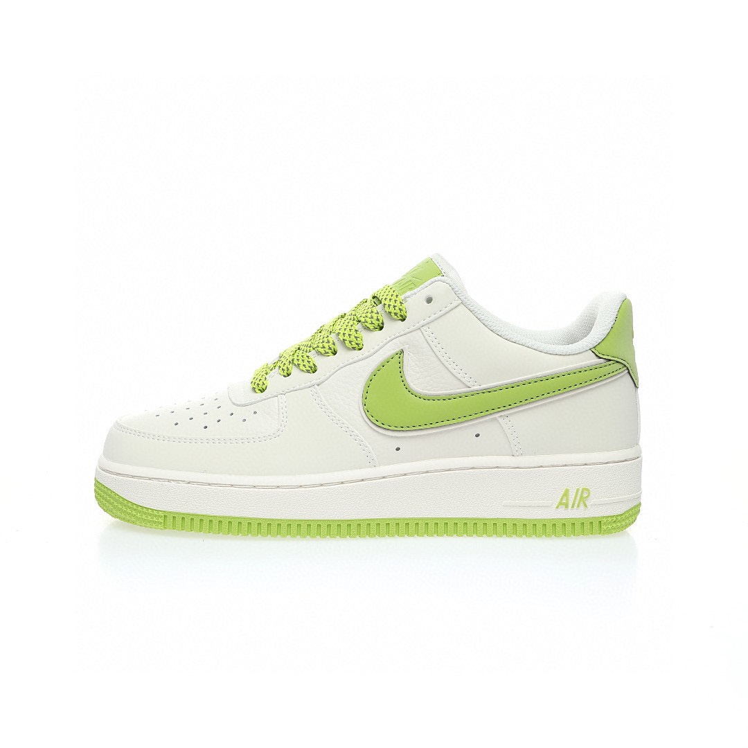 Nike Air Force 1 “皮革米白牛油果綠3M反光疊鉤”