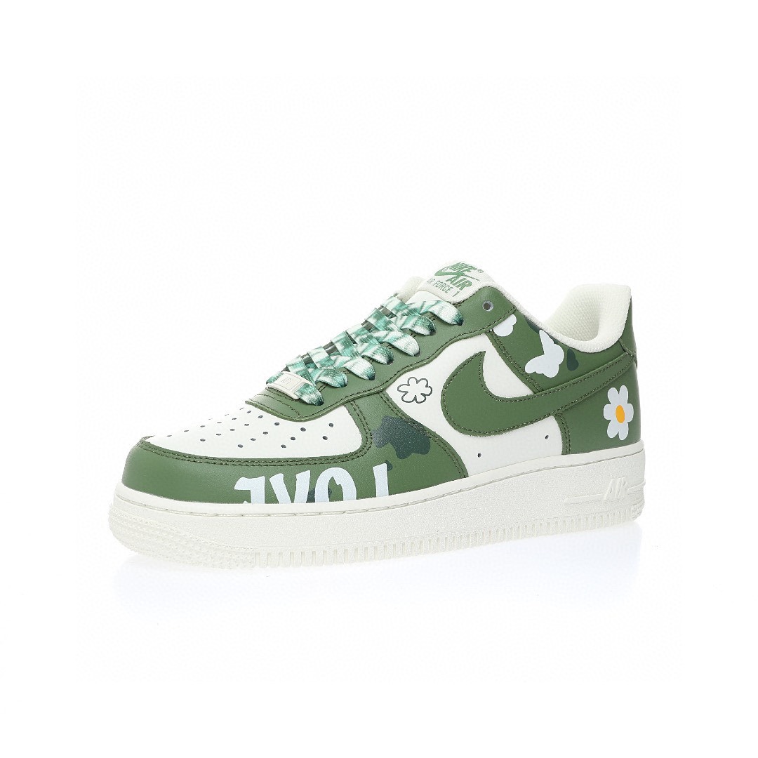 Nike Air Force 1 “拼接舊綠米白蝴蝶花朵印花”