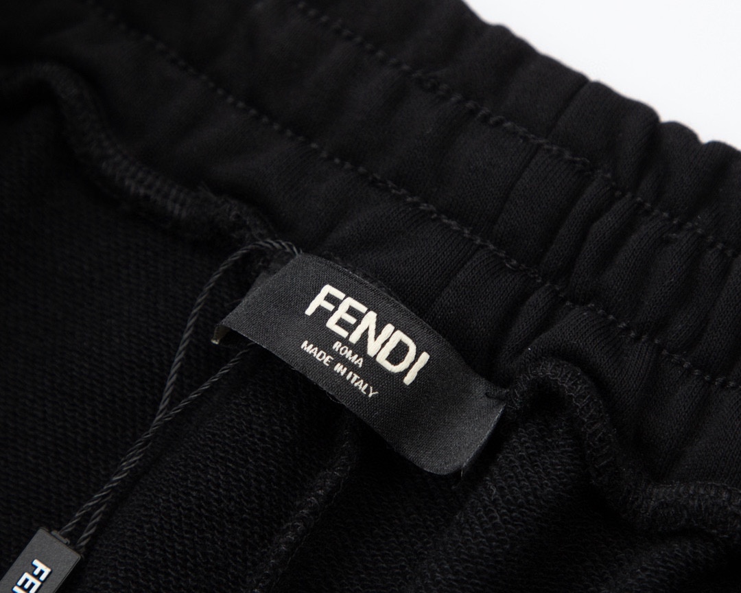 FEND23春夏新款 經典串標怪獸眼睛印花短褲