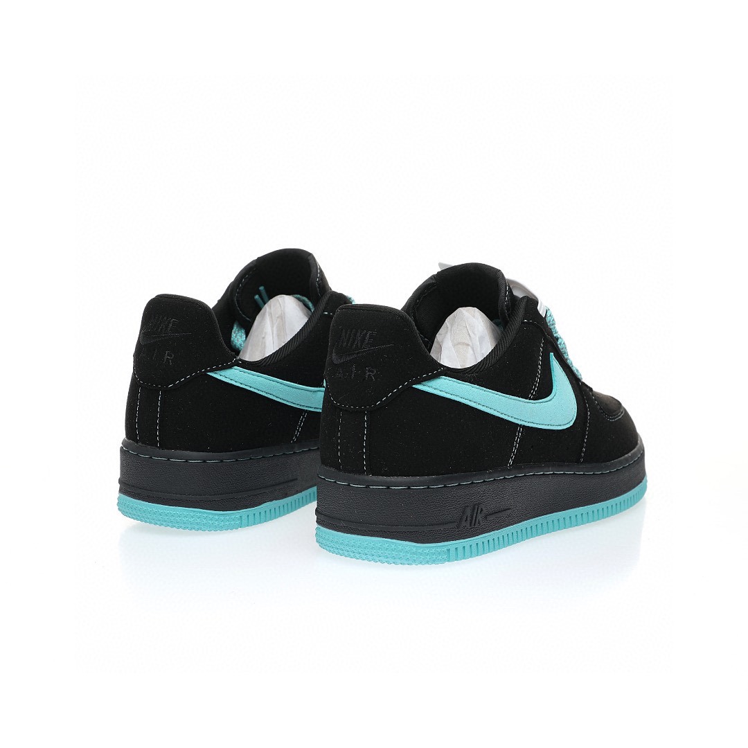 Nike Air Force 1 “聯名反絨黑蒂芙尼藍”