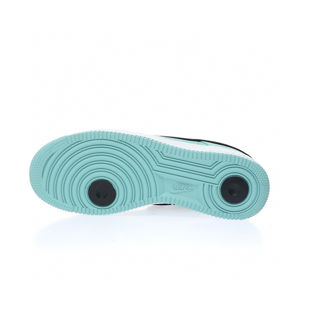 Nike Air Force 1 “聯名蒂芙尼藍黑反轉”