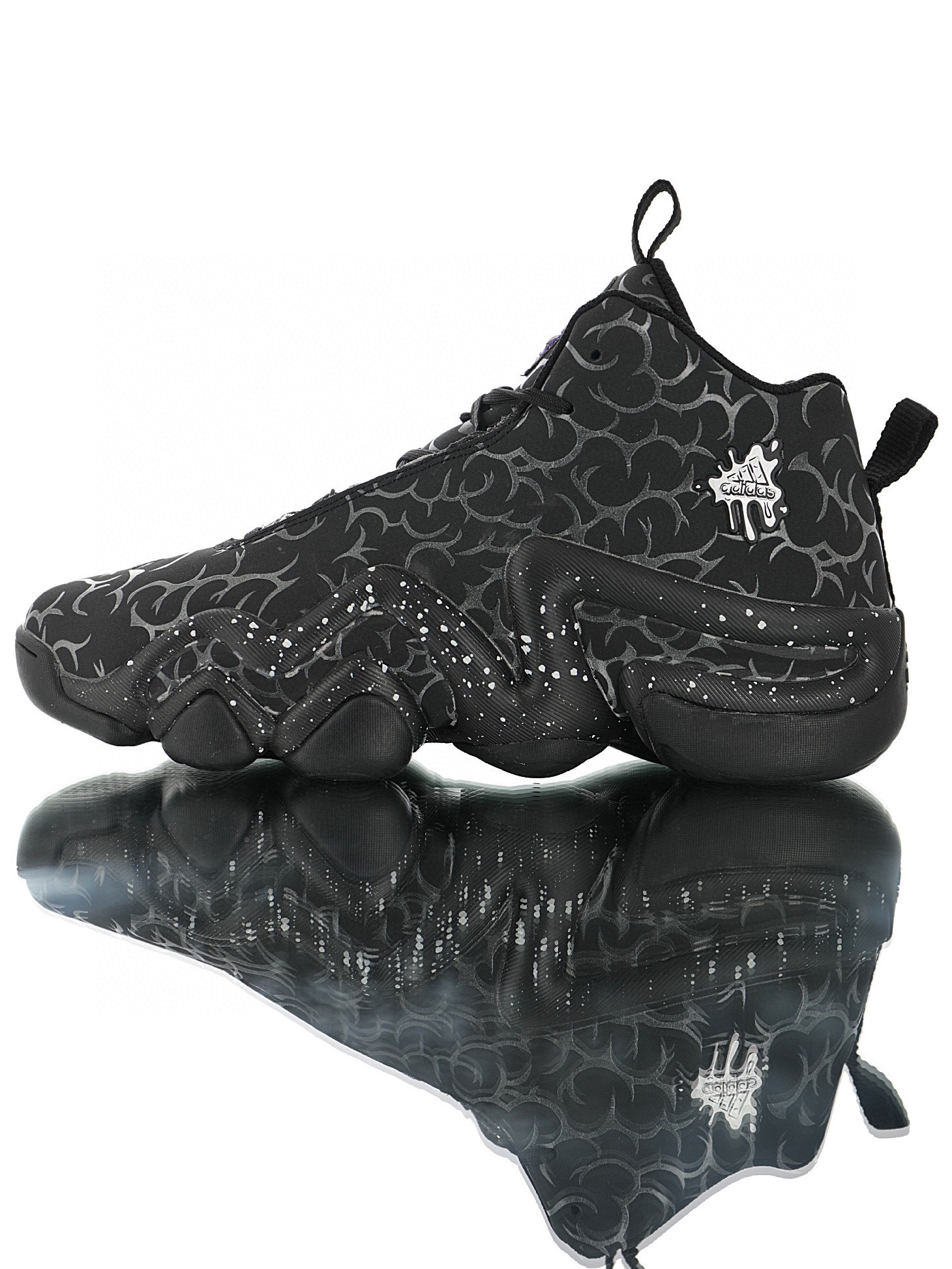 科比8 全黑荊刺潑墨夜光