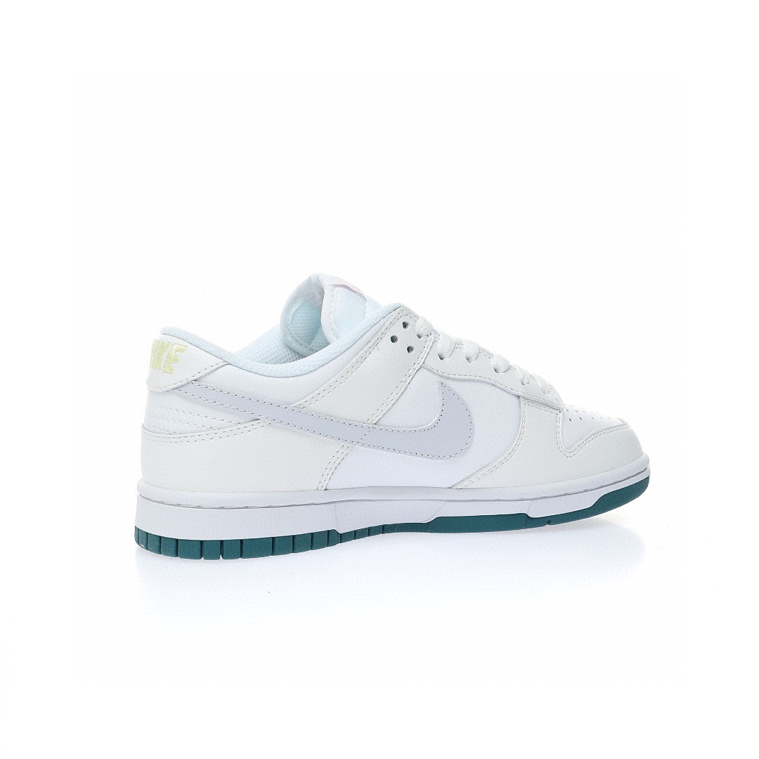 Dunk Low 「皮革淺灰藍」