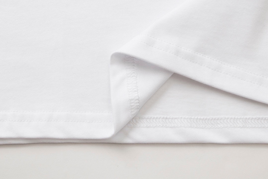 Givenchy 紀梵希 殘缺字母印花logo短袖T恤
