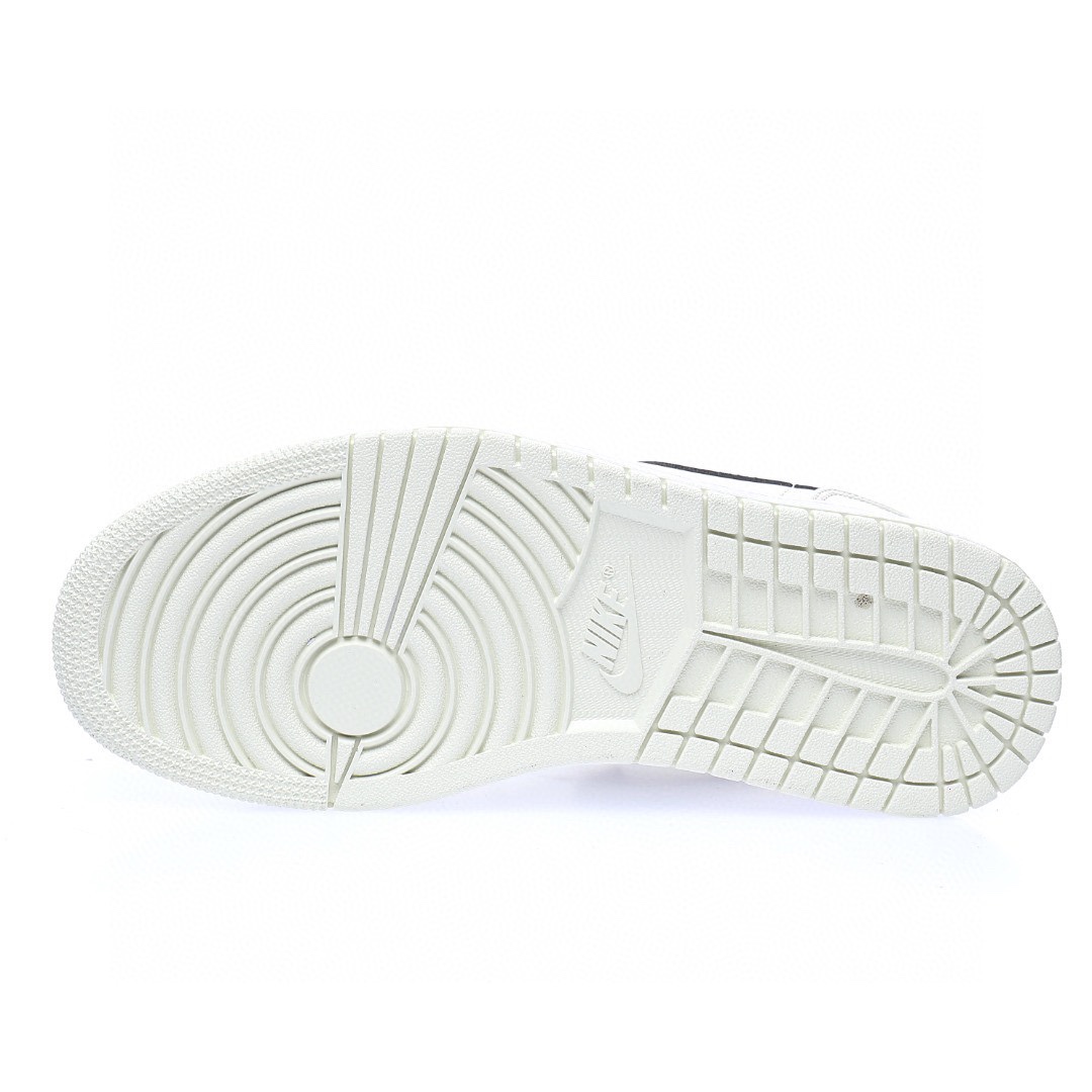 Nike Air Jordan 1 “皮革椰奶白黑鉤子”