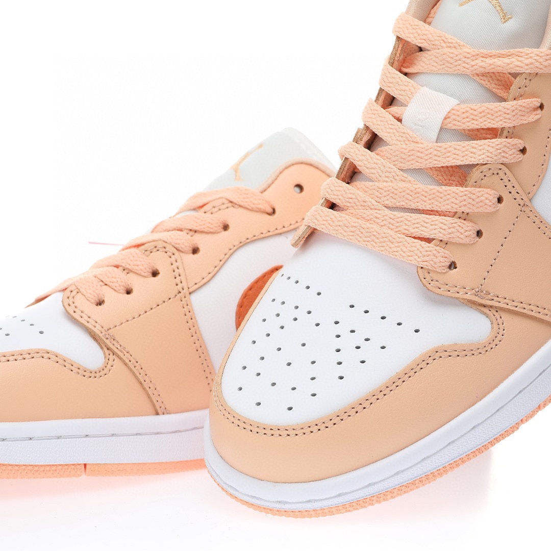 Nike Air Jordan 1 “日落橙白”