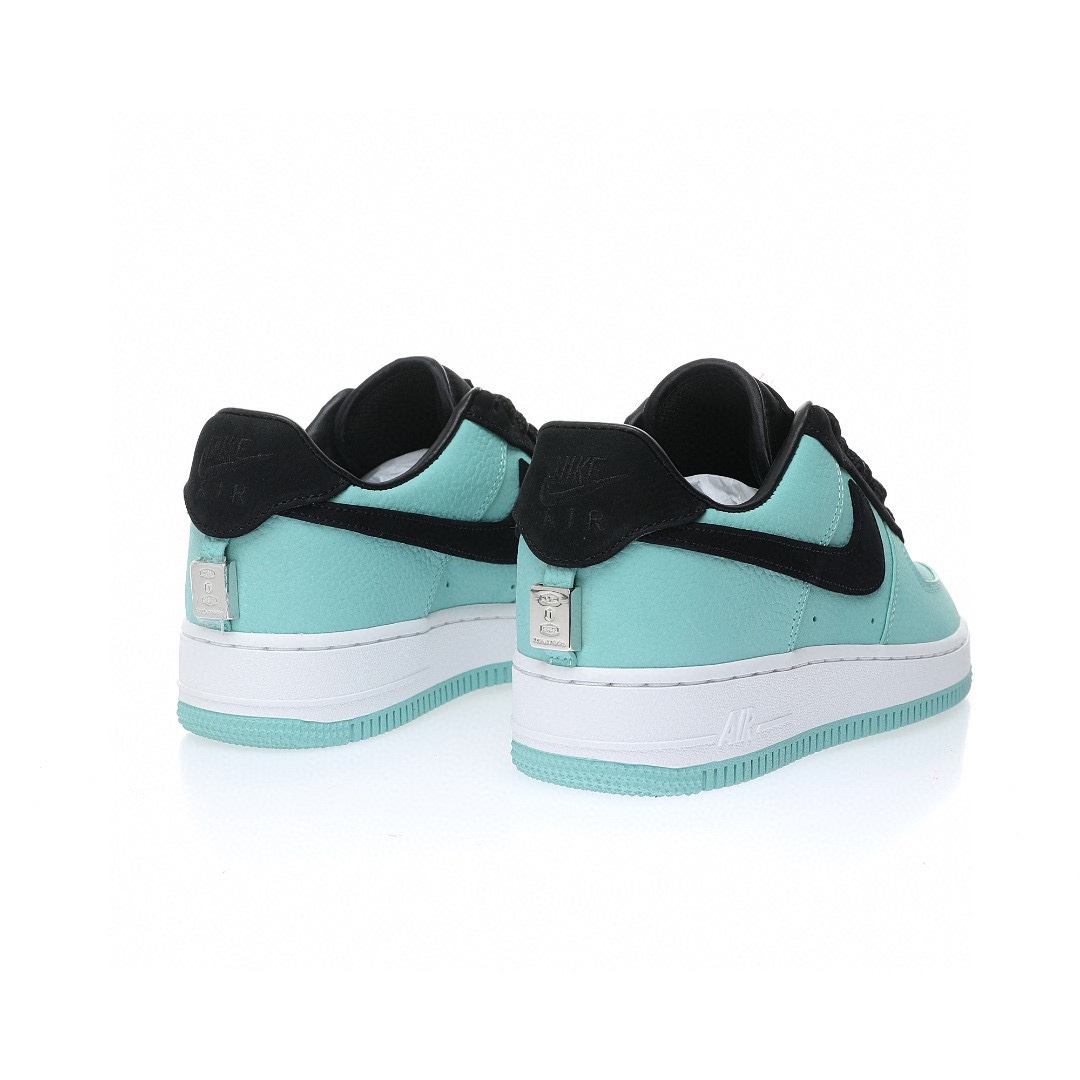 Nike Air Force 1 “聯名蒂芙尼藍黑反轉”