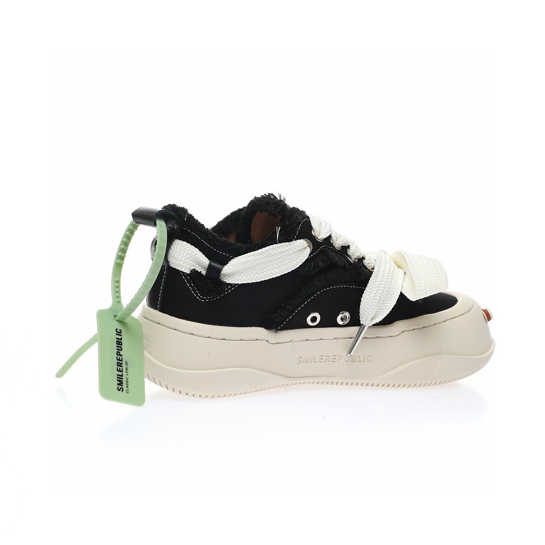 SMILEREPUBLIC全後跟