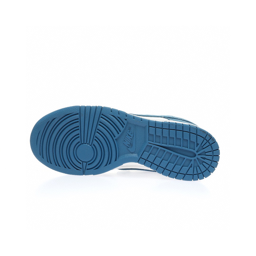 Dunk Low “丹寧牛仔藍白刺子繡”