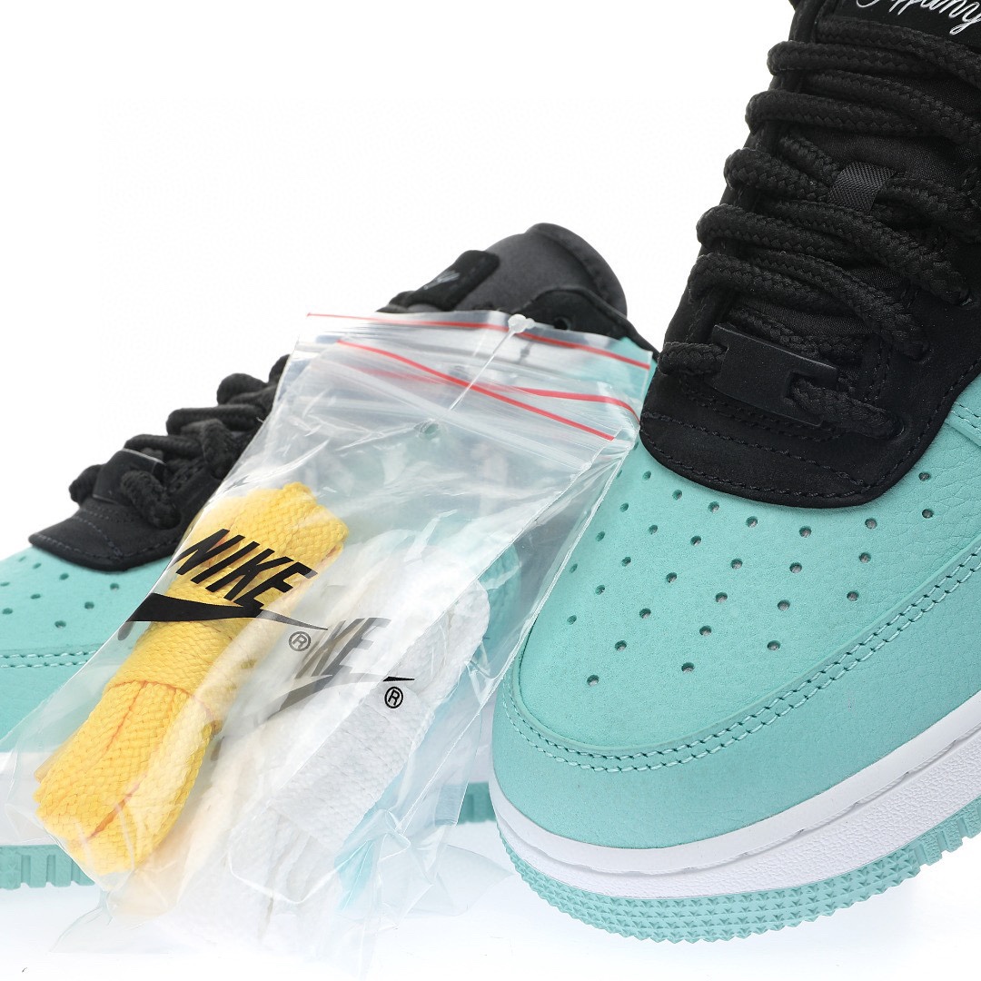 Nike Air Force 1 “聯名蒂芙尼藍黑反轉”