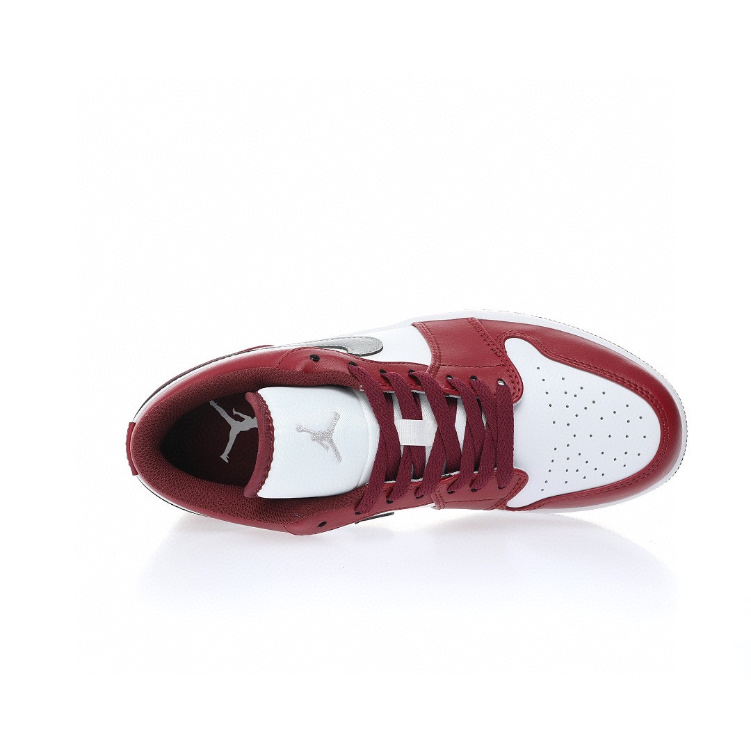 Nike Air Jordan 1 “波爾多酒紅白銀鉤”