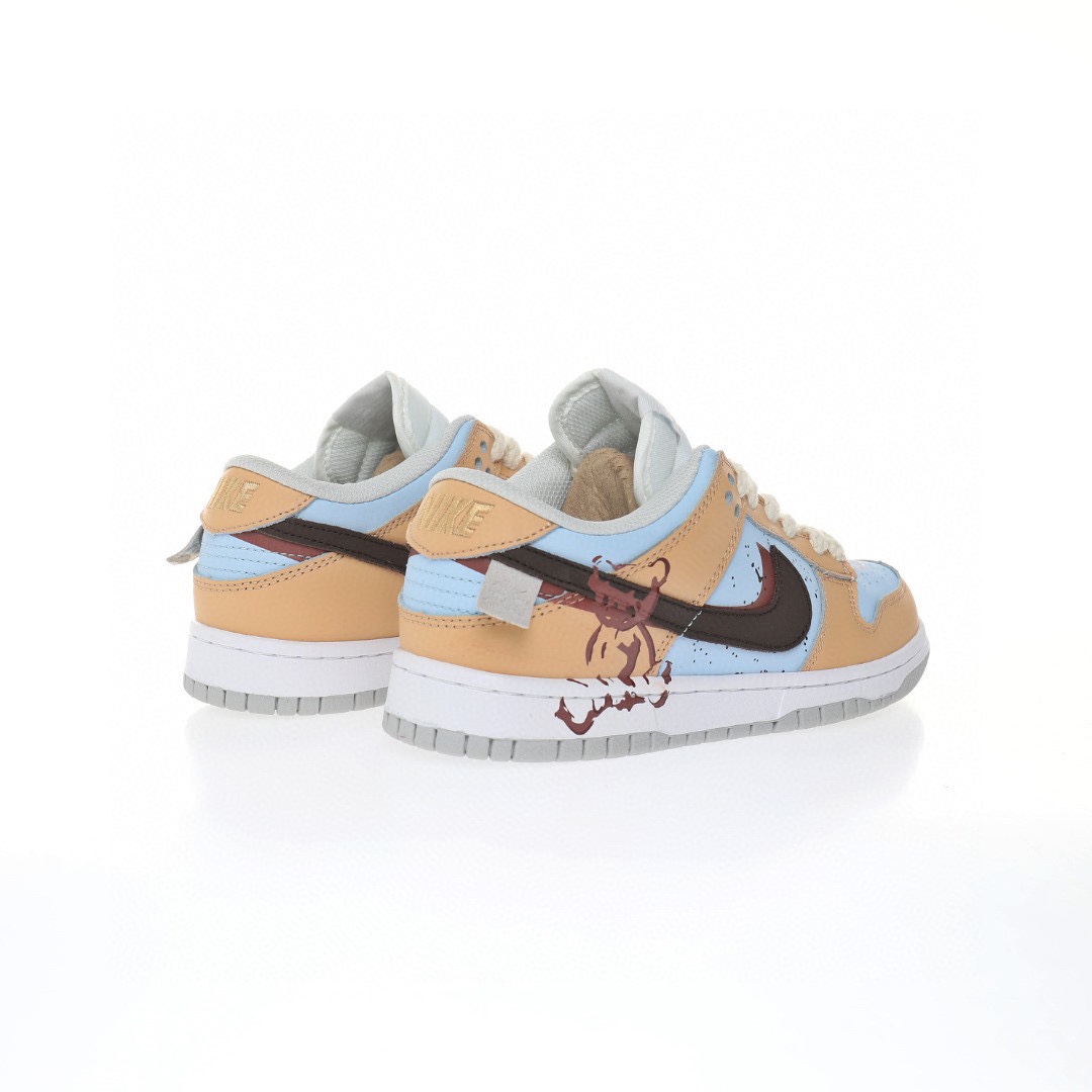 Dunk Low 「奶茶棕黑雙鈎小熊」