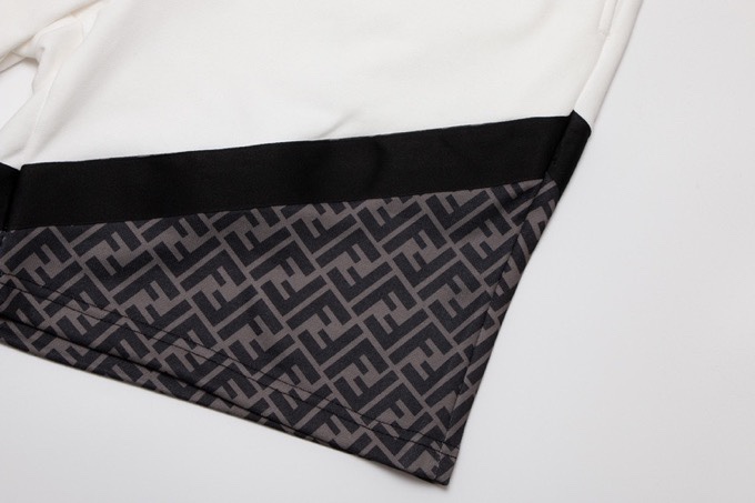 FENDl 高品質短褲