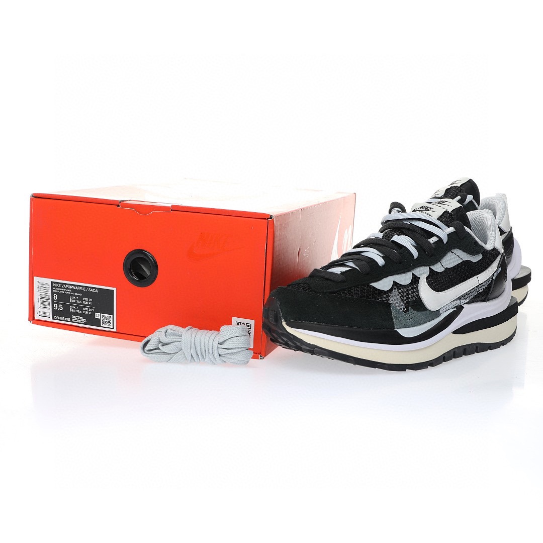 Sacai x Nike VaporWaffle 3.0"Black/White"系列改良馬拉松變形解構前衛設計五層底休閒運動慢跑鞋「透吸黑白大重疊雙鈎子」