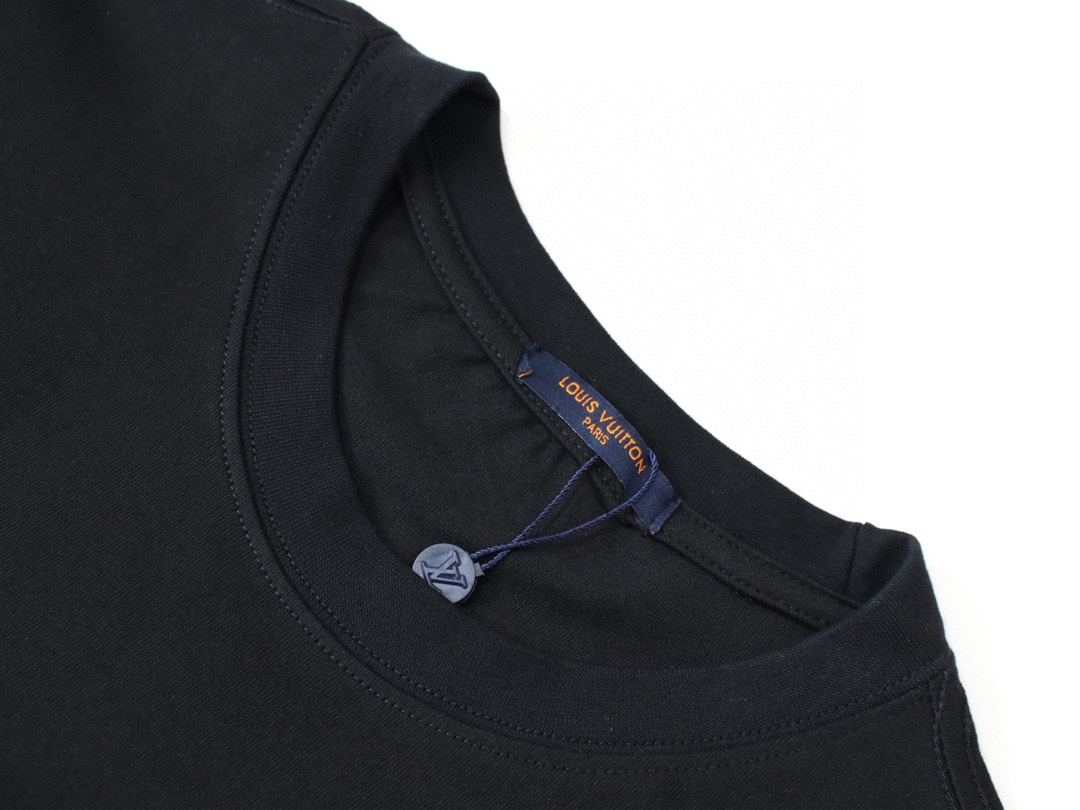 Louis Vuitton / 路易威登 SS23新款立體浮雕壓花短袖T恤