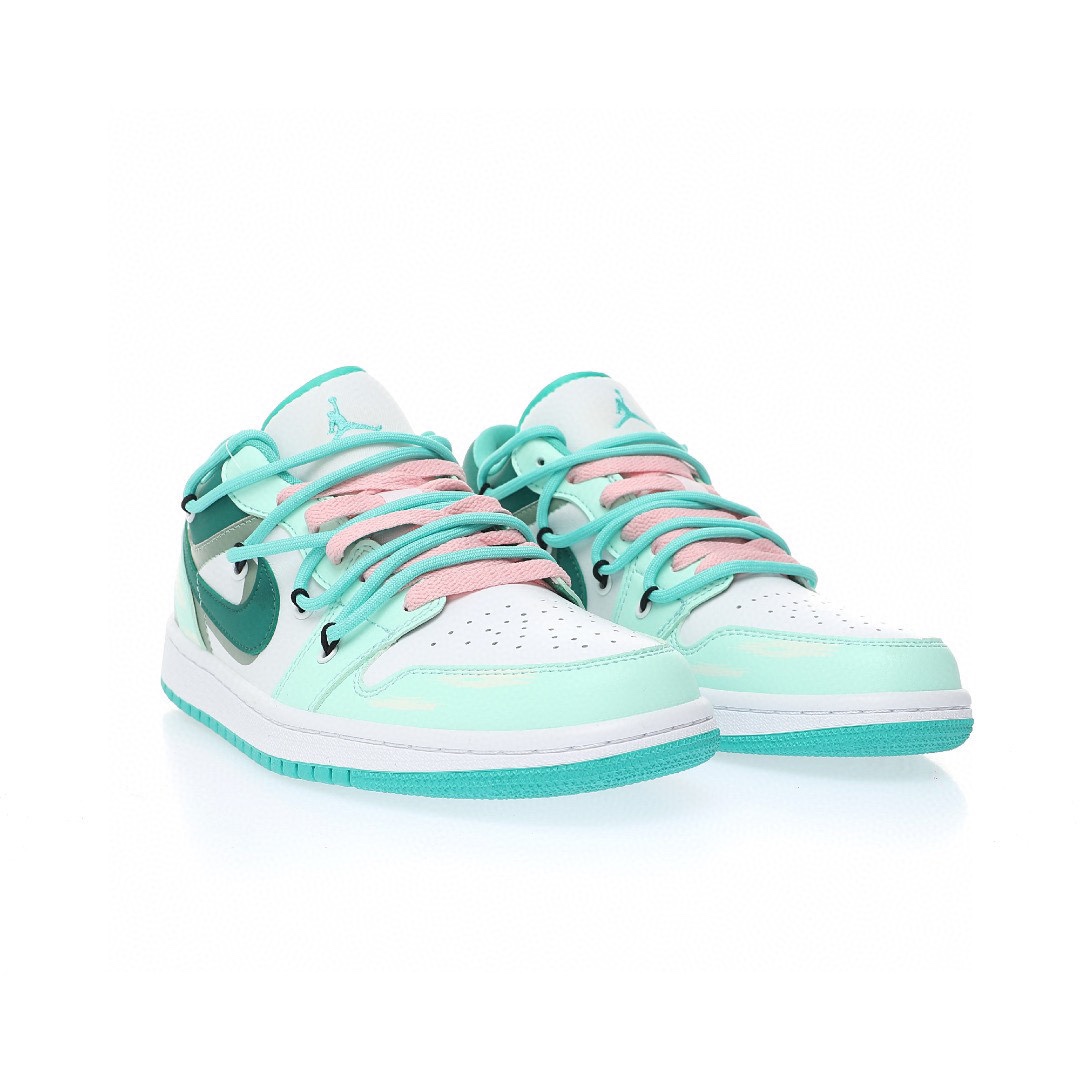 Nike Air Jordan 1 “薄荷綠深灰白”