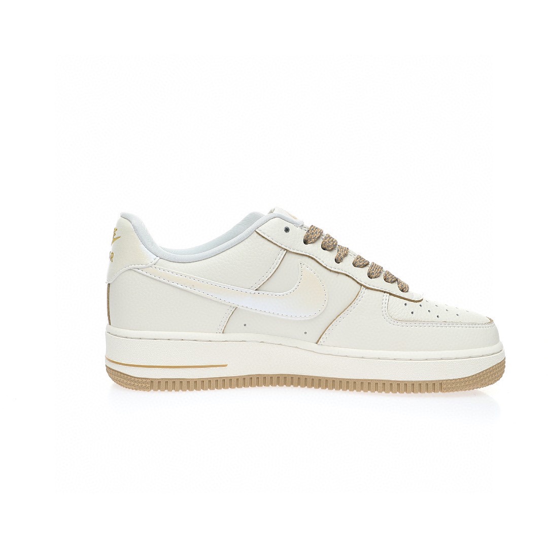 Nike Air Force 1 “皮革米白淺棕金小鉤”