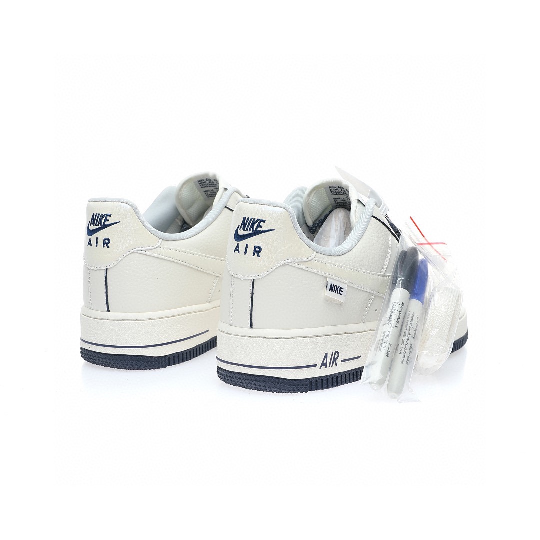 Nike Air Force 1 “皮革米白暗夜藍小鉤”