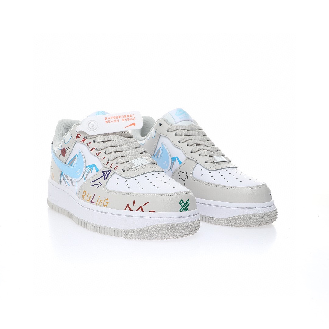 Nike Air Force 1 “皮革灰白藍彩色雪山塗鴉”