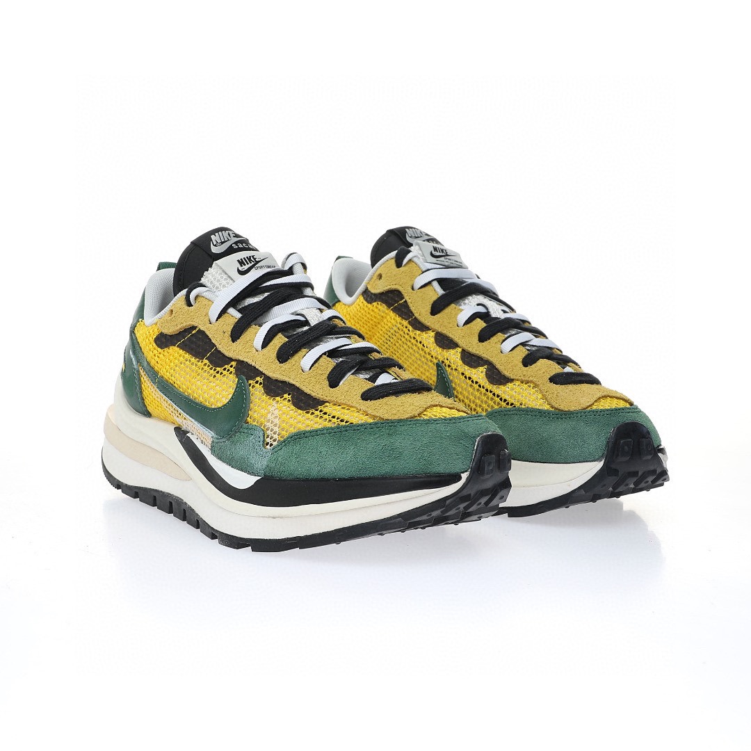 Sacai x Nike VaporWaffle 3.0"Tour Yellow"系列改良馬拉松變形解構前衛設計五層底休閒運動慢跑鞋「透吸深綠黃白大重疊雙鈎子」