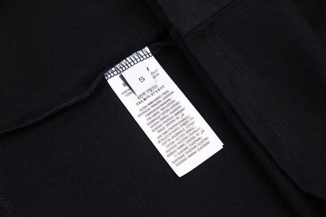 Burberry/巴寶莉 兔年系列圓領短袖