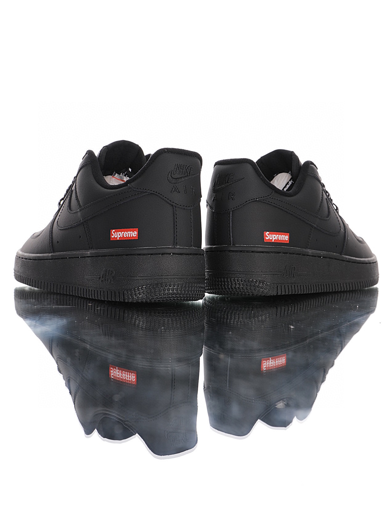 Supreme x Nike Air Force 1 「皮革黑紅LOGO」