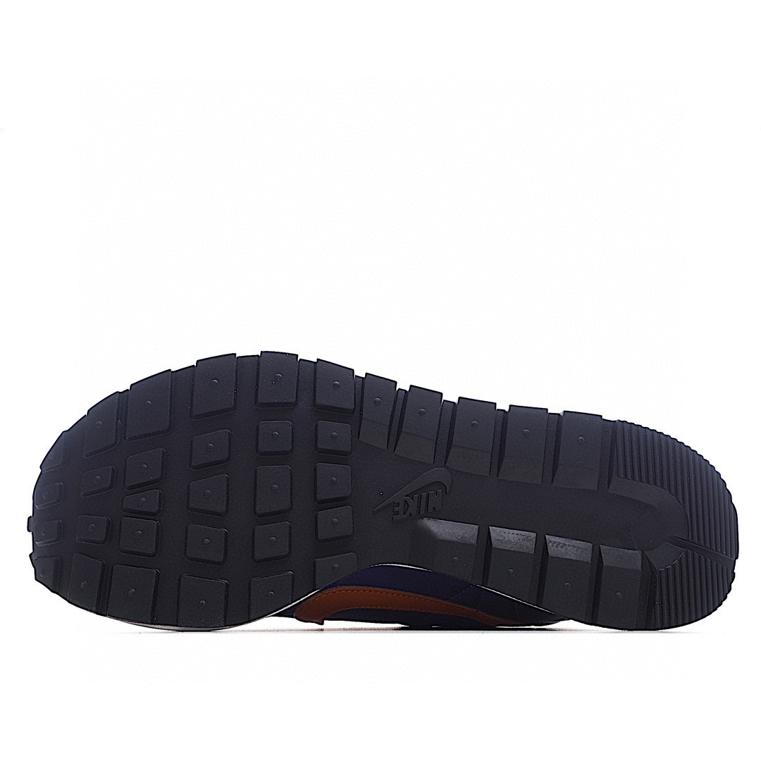 Sacai x NK Vaporwaffle 3.0 紫金