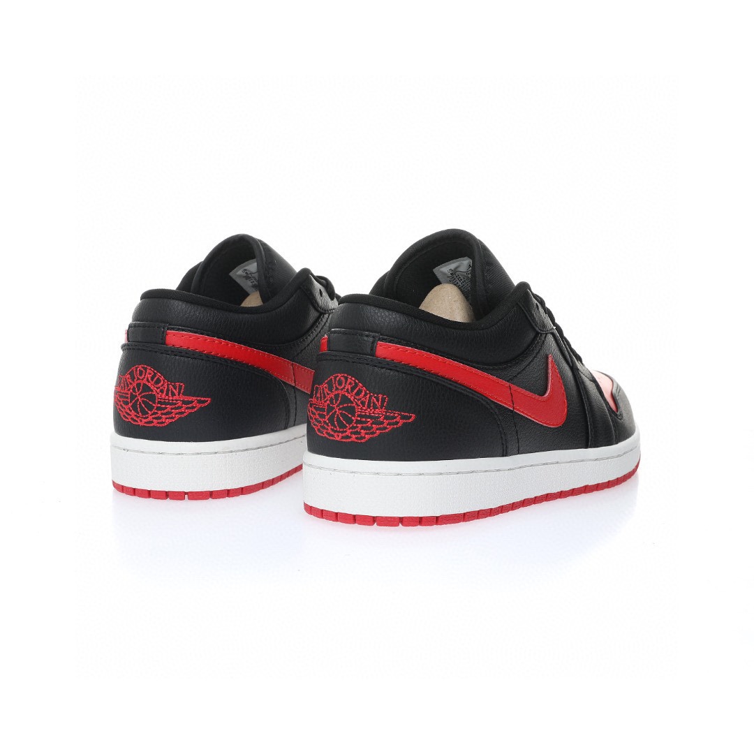 Nike Air Jordan 1 “黑紅小禁穿”