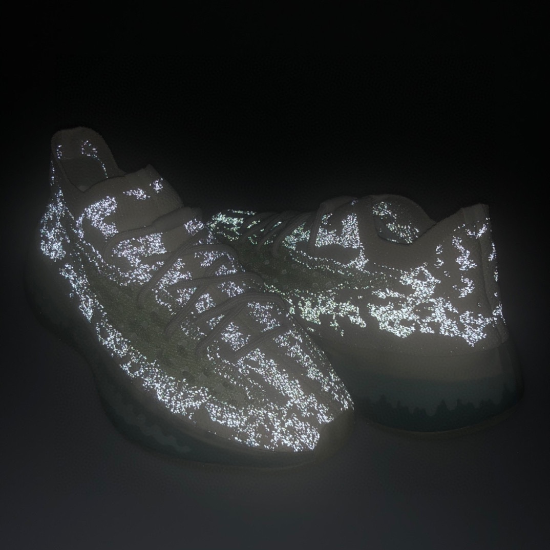 Adidas Originals YEEZY 「藍外星人白藍滿天星」