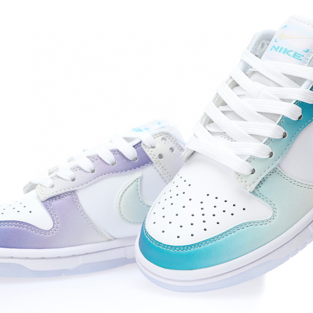 Dunk Low 「白藍紫漸變」