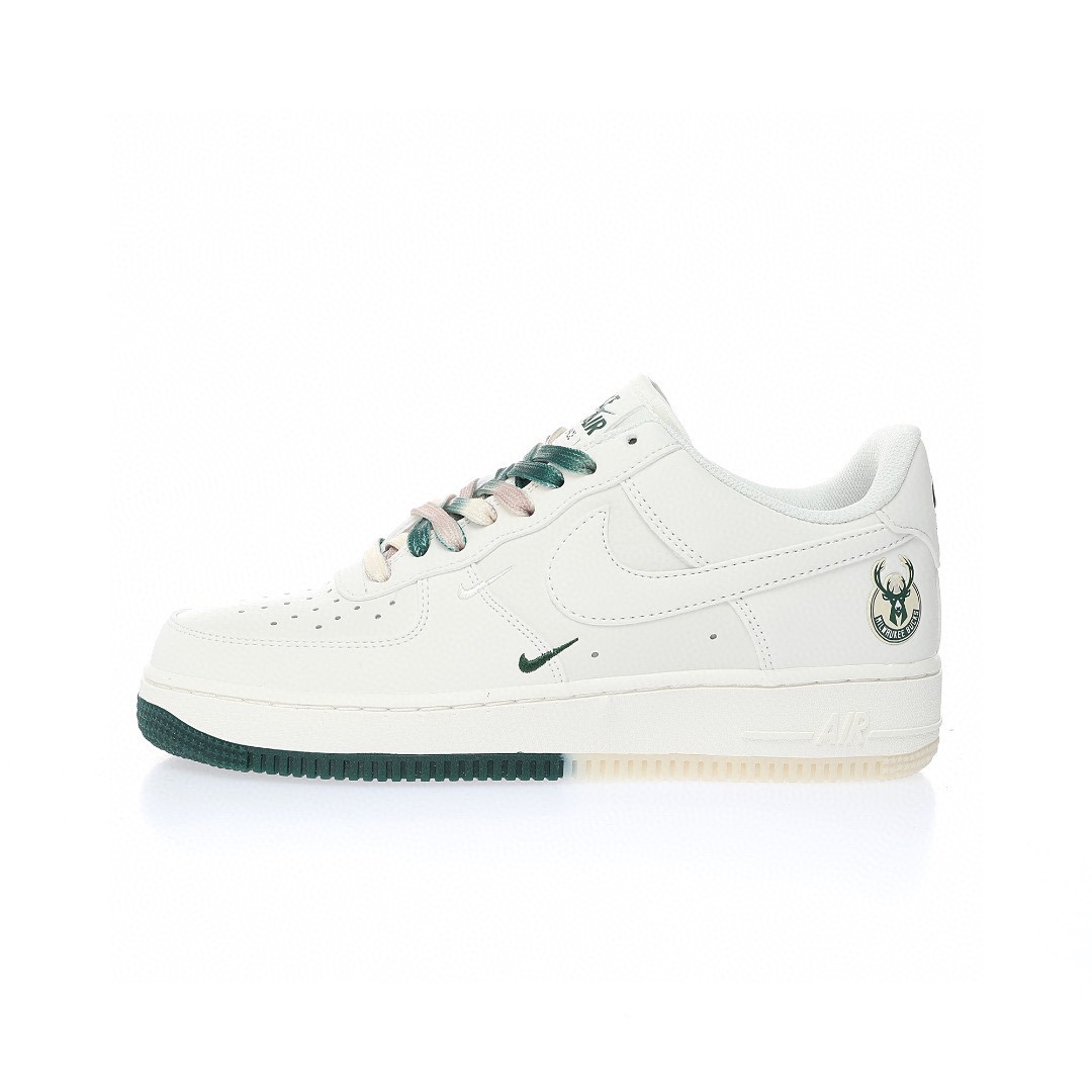 Nike Air Force 1 “雄鹿隊米白深綠迷你雙鉤子”