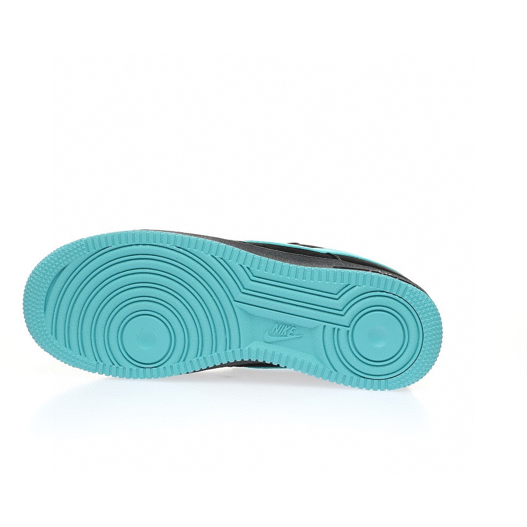 Nike Air Force 1 “聯名反絨黑蒂芙尼藍”