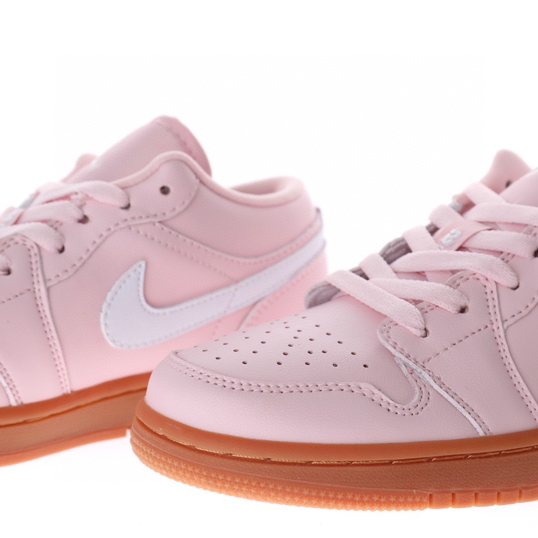 Nike Air Jordan 1 “粉紅生膠”