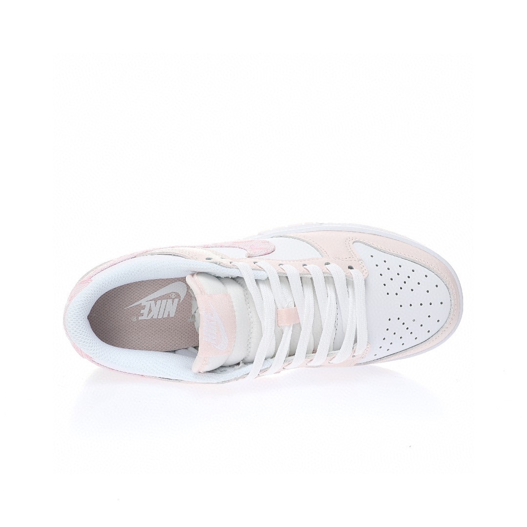 Dunk Low “粉白腰果花”