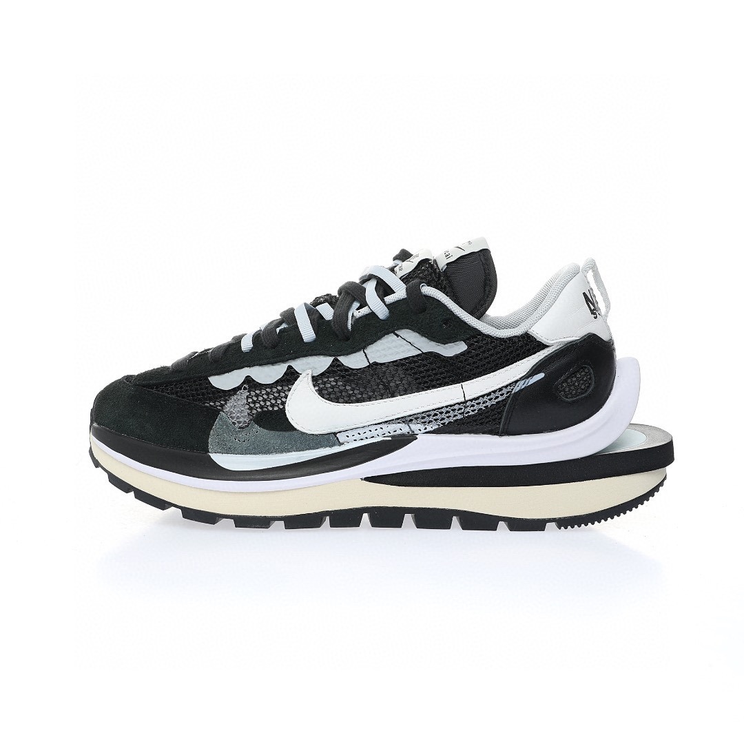 Sacai x Nike VaporWaffle 3.0"Black/White"系列改良馬拉松變形解構前衛設計五層底休閒運動慢跑鞋「透吸黑白大重疊雙鈎子」