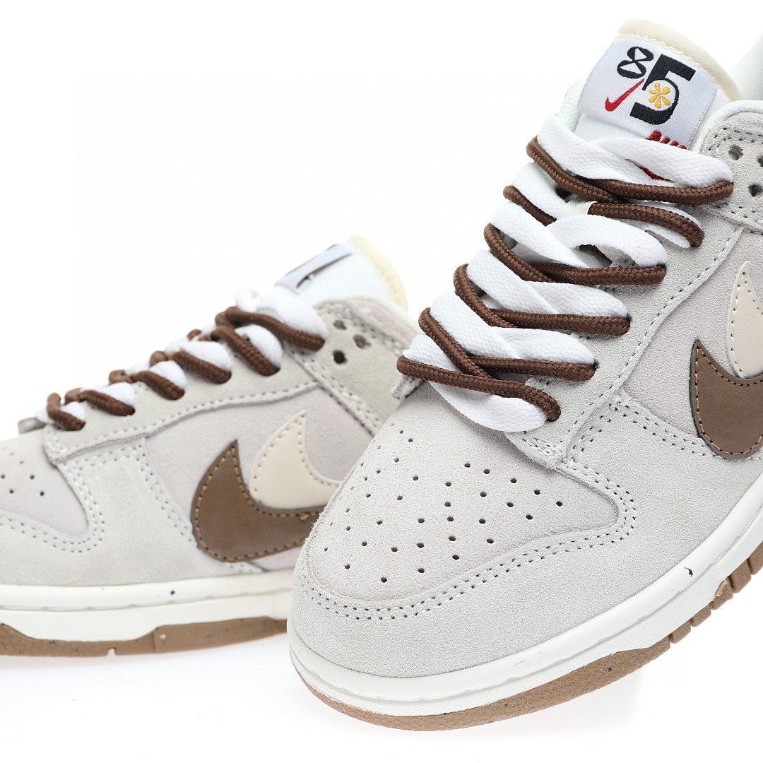 Dunk Low “麂皮淺灰摩卡棕雙鉤”