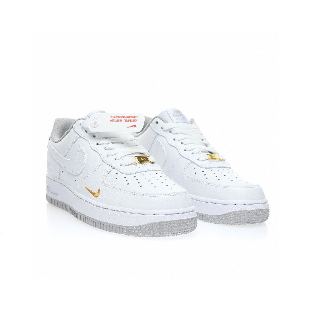 Nike Air Force 1 “40週年版白淺灰金小鉤”