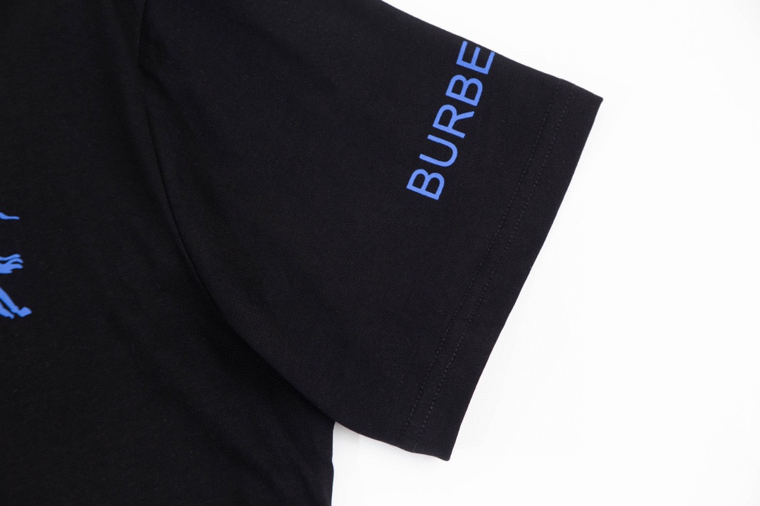 【 BURBERRY 】