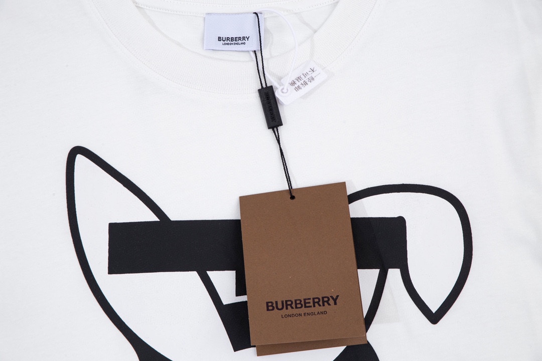 Burberry/巴寶莉 兔年系列圓領短袖