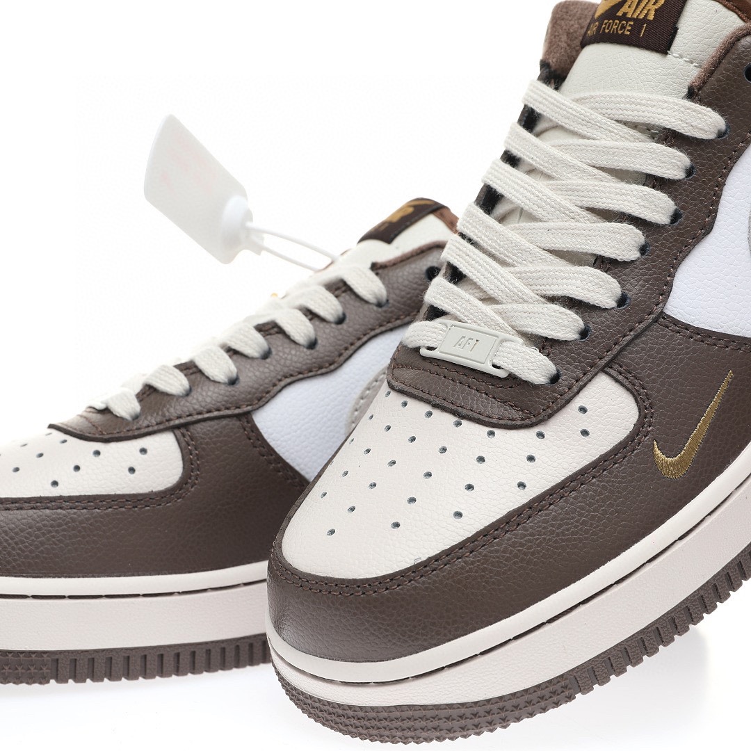 Nike Air Force 1 「皮革巧克力棕白金小鈎」