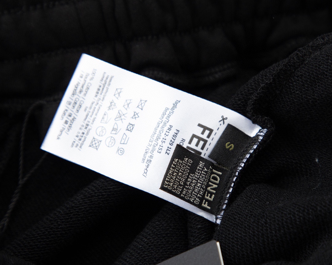 FEND23春夏新款 經典串標怪獸眼睛印花短褲